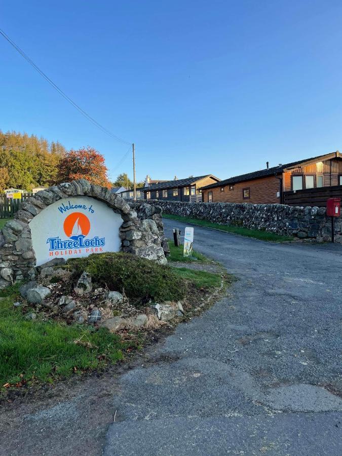 Holiday home Caravan Rabbit House No 81 At Three Lochs *